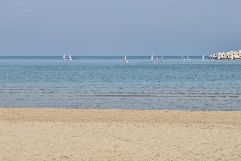 Casetta Lungomare Пескара Экстерьер фото